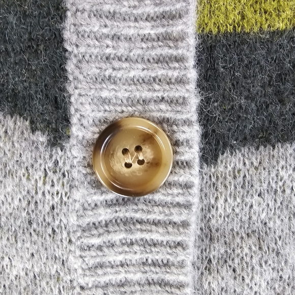 Woven Heart Nature Mountain Scene Soft Wool Blend Knit Cardigan Sweater - Picture 4 of 8